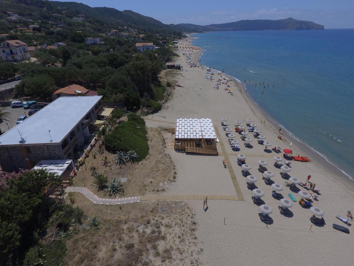 Residence Le Palme - Appartamenti Sul Mare - Spiaggia Tra Palinuro E Caprioli Pisciotta Exterior foto